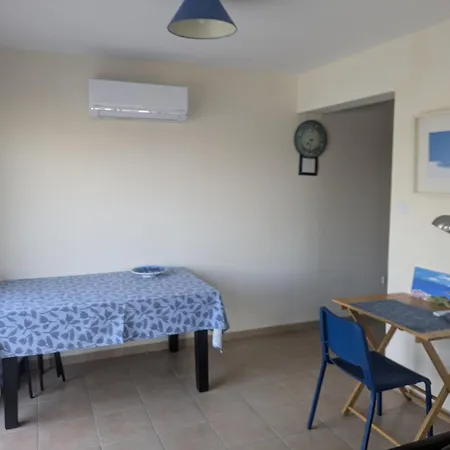 2 Bedroom Penthouse Apartment Kiti