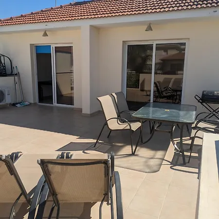 2 Bedroom Penthouse * Kiti