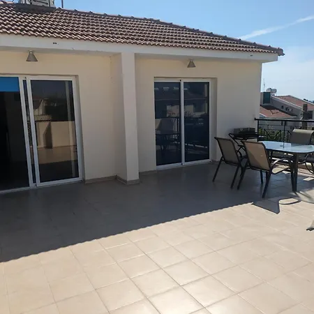 2 Bedroom Penthouse Κίτι