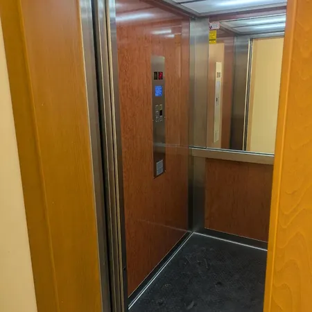 Apartment 2 Bedroom Penthouse