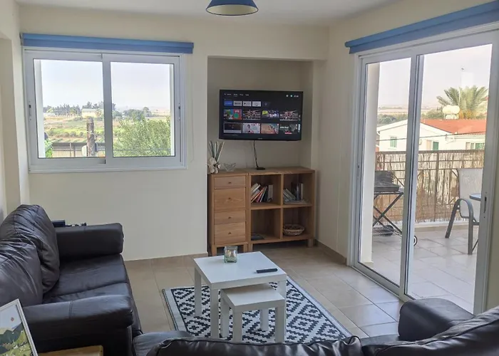 Apartment 2 Bedroom Penthouse Kiti